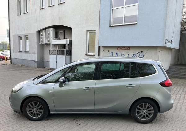 Opel Zafira cena 35900 przebieg: 197000, rok produkcji 2013 z Płock małe 211